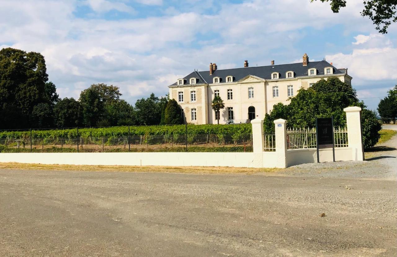 Hotel Particulier Chateau Des Marais Proximite Et Vue Sur Le Lac De Grand Lieu Saint-Philbert-de-Grand-Lieu Exteriör bild